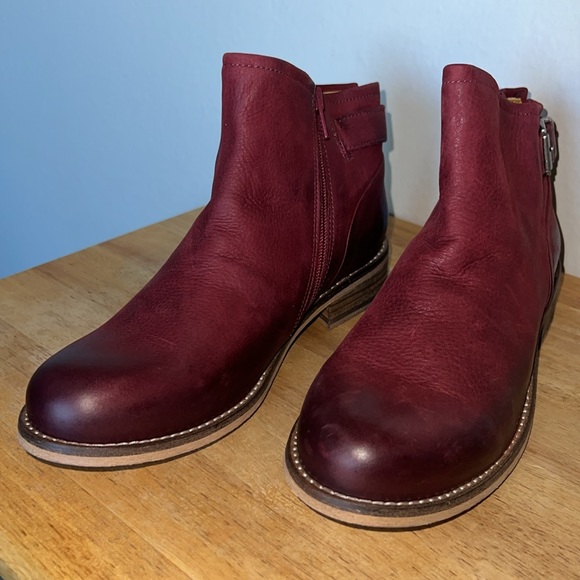 Jafa 207 Red Buckle Ankle Boots Size 38 - Picture 5 of 9